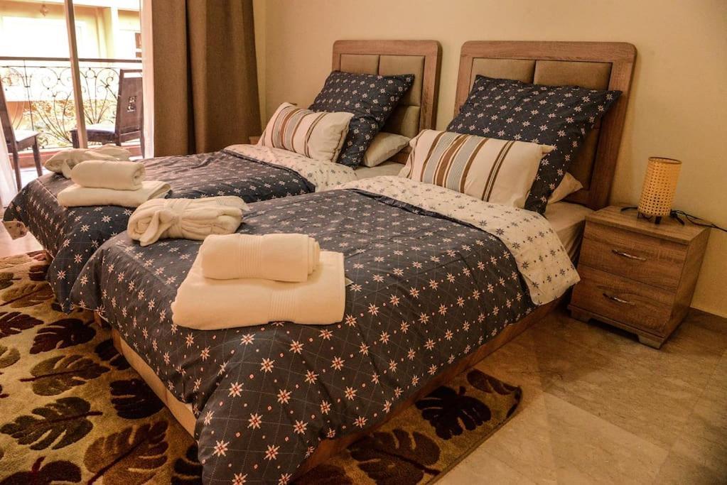 Beautiful, Great Equipped 122 M Holiday Apartment Near Majorelle Garden And Gueliz With Pool Views And A Large Balcony And Terrace Marrakesh Esterno foto