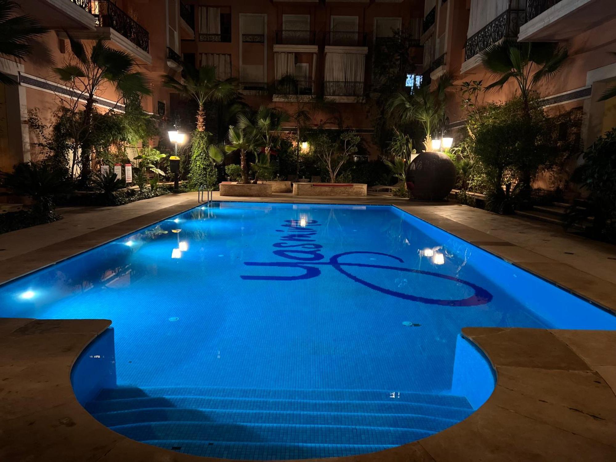 Beautiful, Great Equipped 122 M Holiday Apartment Near Majorelle Garden And Gueliz With Pool Views And A Large Balcony And Terrace Marrakesh Esterno foto